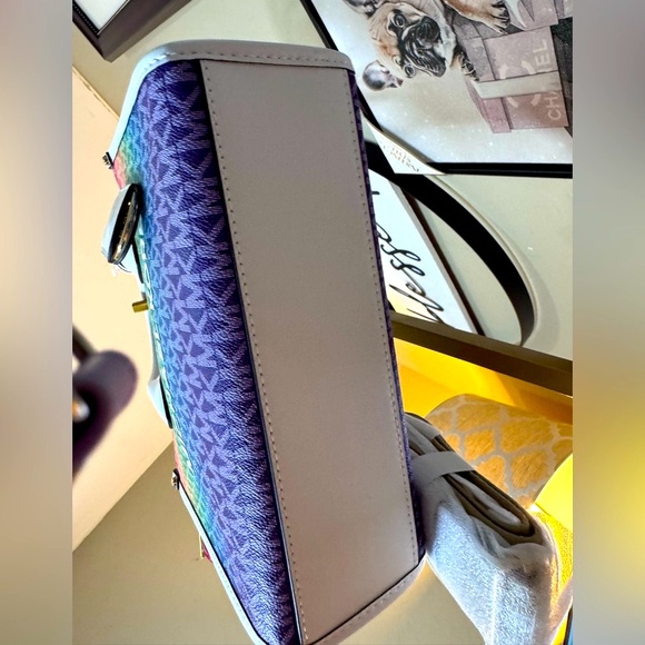 Michael Kors leather Rainbow Multicolor Gradient crossbody Tote NEW with tags - Picture 4 of 11